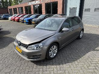 Volkswagen Golf 1.0 TSI Business Edition Connected picture 27