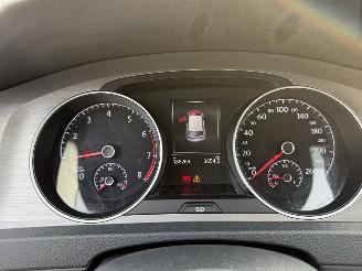 Volkswagen Golf 1.0 TSI Business Edition Connected picture 16