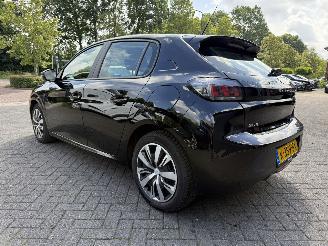 Peugeot 208 1.2 PureTech Active (Hatchback 5-dr.) picture 3