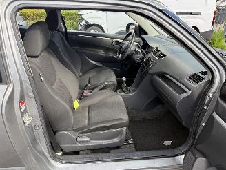 Suzuki Swift 1.2 Comfort AIRCO  (Hatchback 3-dr.) picture 28
