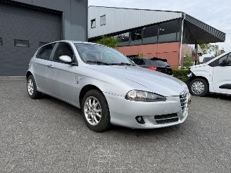 Alfa Romeo 147 1.6 T.Spark Veloce Progression picture 7