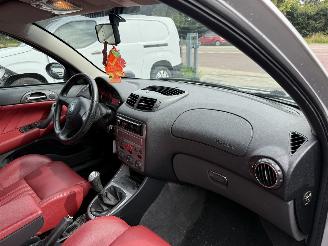 Alfa Romeo 147 1.6 T.Spark Veloce Progression picture 12