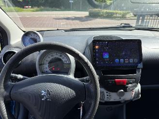 Peugeot 107 1.0-12V XS (Hatchback 5-dr.) picture 26
