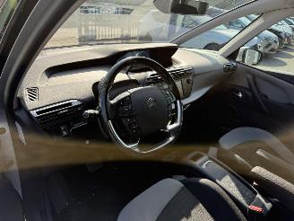 Citroën C4-picasso 1.6 e-THP Intensive AUTOMAAT  (MPV 5-dr.) picture 16