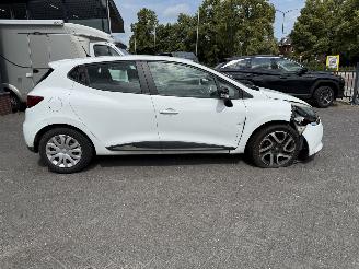 Renault Clio 1.2 16V  AIRCO NAVIGATIE  (Hatchback 5-dr.) picture 6
