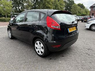 Ford Fiesta 1.25 Champion (Hatchback 5-dr.) picture 3