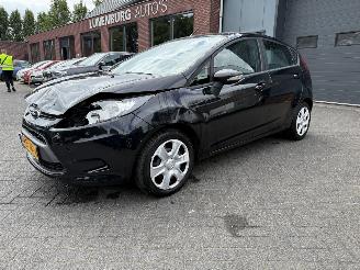 Coche accidentado Ford Fiesta 1.25 Champion (Hatchback 5-dr.) 2012/6