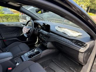 Ford Focus 1.0 EcoBoost AUTOMAAT  ST-LINE  Titanium Business picture 28