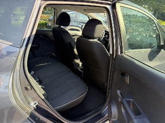 Kia Venga 1.4 CVVT 20th Anniversary (MPV 5-dr.) picture 17