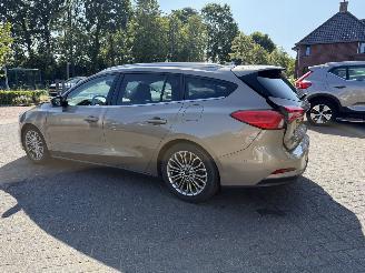 Ford Focus 1.0 EcoBoost Titanium Business picture 28