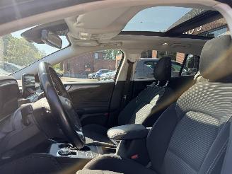Ford Focus 1.0 EcoBoost Titanium Business picture 40