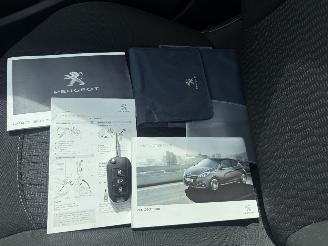 Peugeot 208 1.2 PureTech Active  AUTOMAAT (Hatchback 5-dr.) picture 28