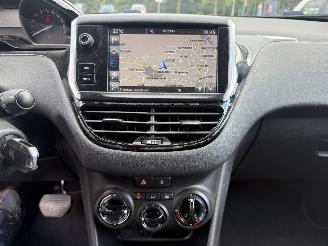 Peugeot 208 1.2 PureTech Active  AUTOMAAT (Hatchback 5-dr.) picture 31