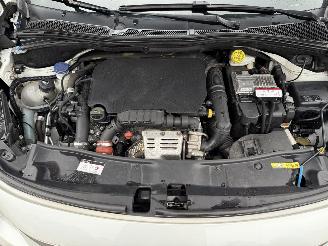 Peugeot 2008 1.2 PureTech Allure  AUTOMAAT (SUV 5-dr.) picture 30