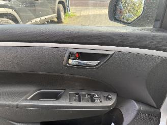 Suzuki Swift 1.2 Exclusive EASSS (Hatchback 5-dr.) picture 17
