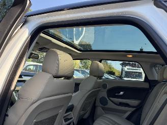 Land Rover Range Rover Evoque 2.0 Si 4WD Pure picture 11