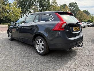 Volvo V-60 2.0 D2 Nordic+ (Stationwagen 5-dr.) picture 3