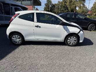 Toyota Aygo 1.0 VVT-i x (Hatchback 3-dr.) picture 6