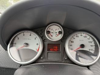 Peugeot 207 1.4 VTi Cool \'n Blue (Hatchback 5-dr.) picture 9