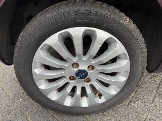 Ford Ka 1.2 Cool&Sound (Hatchback 3-dr.) picture 14