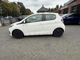 Peugeot 108 1.0 e-VTi Blue Lion (Hatchback 5-dr.) picture 2