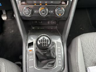 Volkswagen Tiguan 1.4 TSI  PANORAMADAK Connected Series picture 25