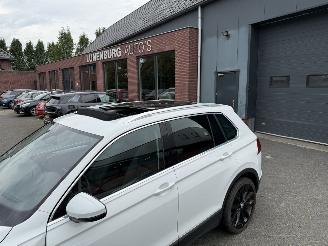 Volkswagen Tiguan 1.4 TSI  PANORAMADAK Connected Series picture 11