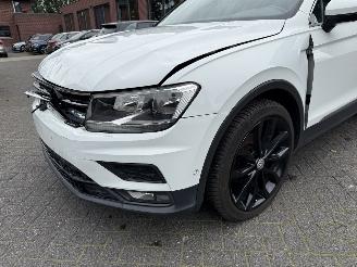 Volkswagen Tiguan 1.4 TSI  PANORAMADAK Connected Series picture 17