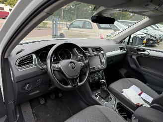Volkswagen Tiguan 1.4 TSI  PANORAMADAK Connected Series picture 22