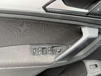 Volkswagen Tiguan 1.4 TSI  PANORAMADAK Connected Series picture 24