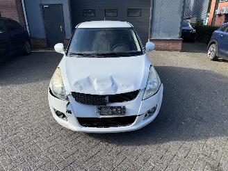 Suzuki Swift 1.2 Exclusive EASSS (Hatchback 3-dr.) picture 7