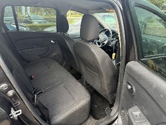 Dacia Logan 0.9 TCe Bi-Fuel Laureate (MPV 5-dr.) picture 13