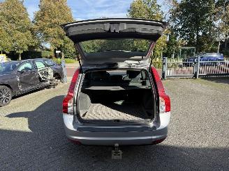 Volvo V-50 2.0 Sport (Stationwagen 5-dr.) picture 18