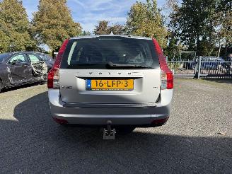 Volvo V-50 2.0 Sport (Stationwagen 5-dr.) picture 4