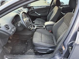 Ford Mondeo 1.6 EcoBoost Titanium (Hatchback 5-dr.) picture 23