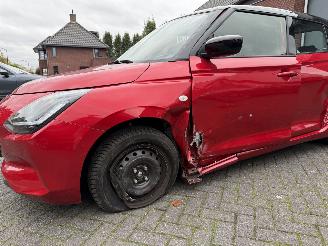 Suzuki Swift 1.2 Comfort Smart Hybrid picture 16