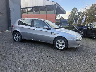 Alfa Romeo 147 1.6 T.Spark Impression picture 13