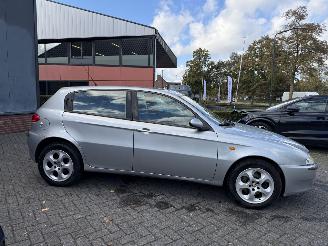 Alfa Romeo 147 1.6 T.Spark Impression picture 6