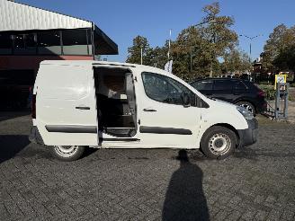 Citroën Berlingo 1.6 BlueHDI 75  AIRCO Club picture 20