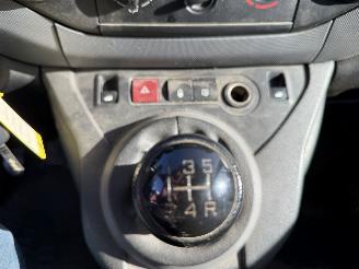 Citroën Berlingo 1.6 BlueHDI 75  AIRCO Club picture 15