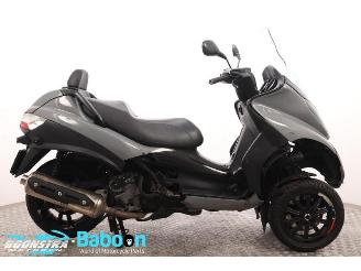 dommages motocyclettes  Piaggio MP3 400 LT 2009/6