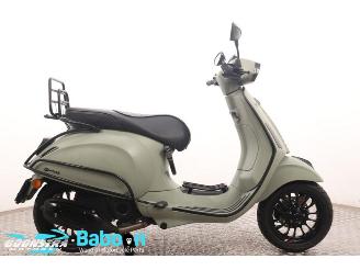 Schade scooter Vespa  Sprint Custom E5 i Get 45KM 2024/4