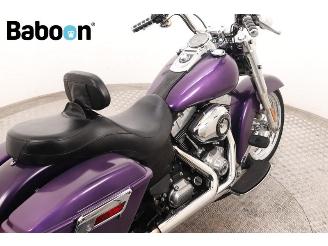 Harley-Davidson  FLD Dyna Switchback ABS picture 16