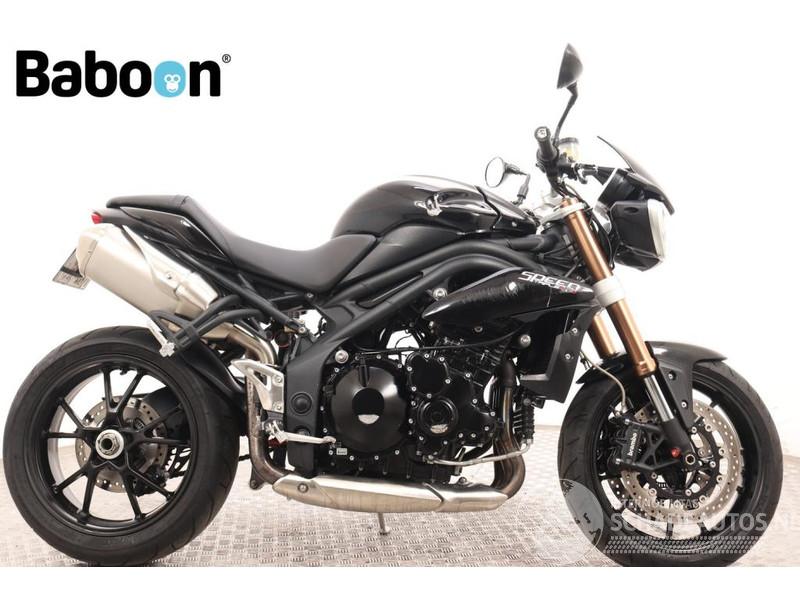 Triumph Speed Triple 1050 ABS