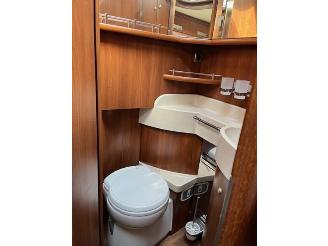 Carthago  Chic E-Line I 50 Yachting 3.0L 177PK AUT picture 19