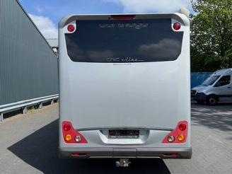 Carthago  Chic E-Line I 50 Yachting 3.0L 177PK AUT picture 4