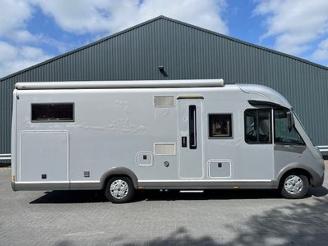 Carthago  Chic E-Line I 50 Yachting 3.0L 177PK AUT picture 2