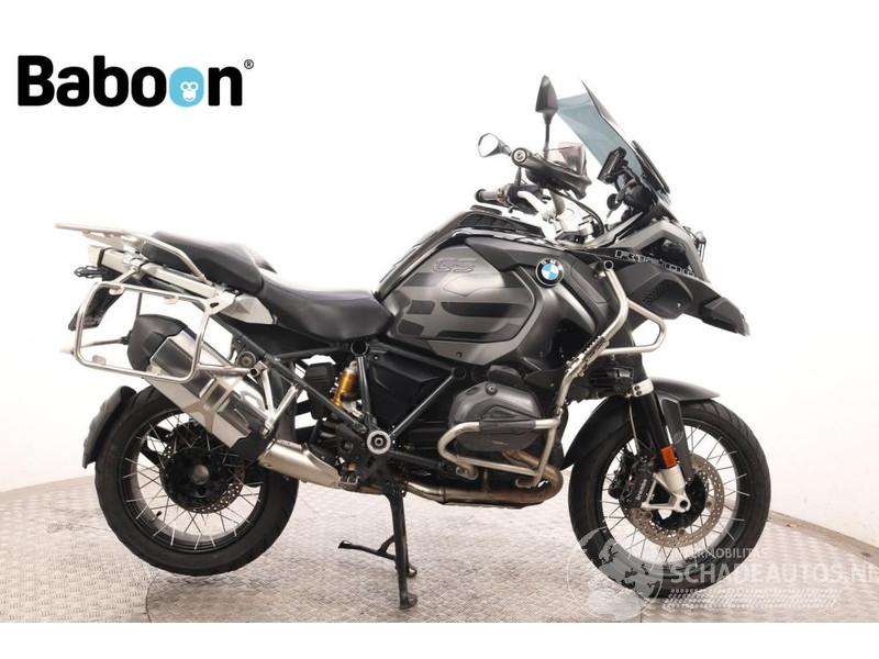BMW R 1200 GS Adventure Triple Black