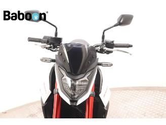 Honda CB 750 Hornet picture 22