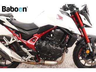 Honda CB 750 Hornet picture 12